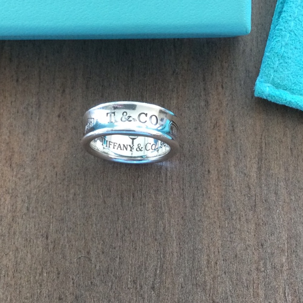 Authentic Tiffany 1837tm  ring